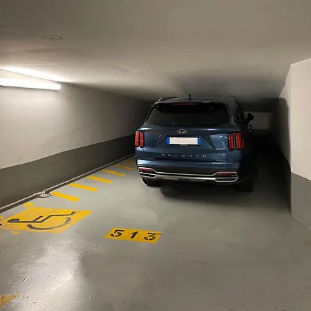 Apartment Prince's Terrace 2 Bdr Bth Ac Lift Terrace Garage Odeon Luxembourg Paris